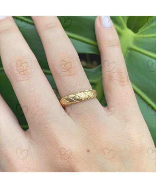 Anel 1 Aparador com Detalhe Diamantado Modelo Banana Ouro 18k