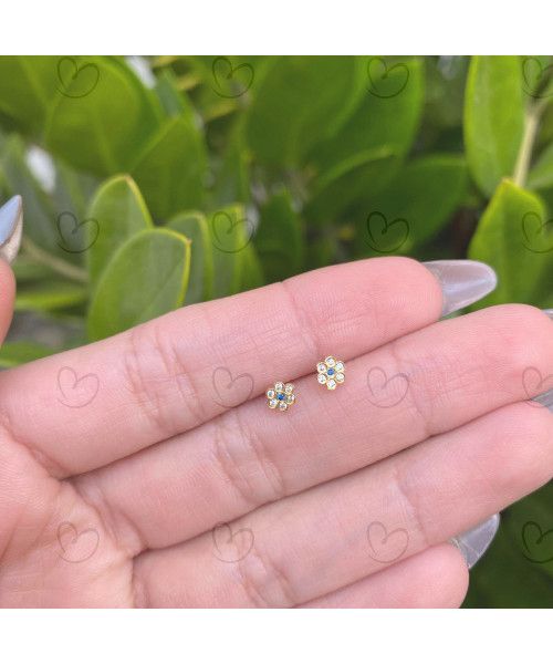 Brinco Baby Florzinha Azul Ouro 18k