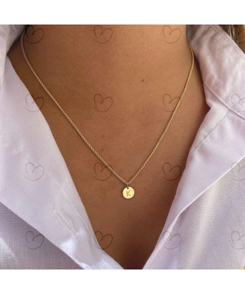 Pingente Redondo Pequeno de Letra Ouro 18k