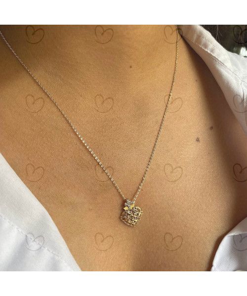 Pingente Sagrado Coração de Jesus Bordado com Pedras de Zircônia Médio Ouro 18k