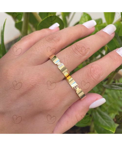 Aliança Reta Grossa com Zircônia Ouro 18k