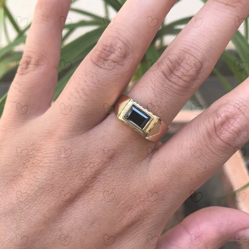 Anel Formatura com Pedra de Zircônia 5x7mm Ouro 18k
