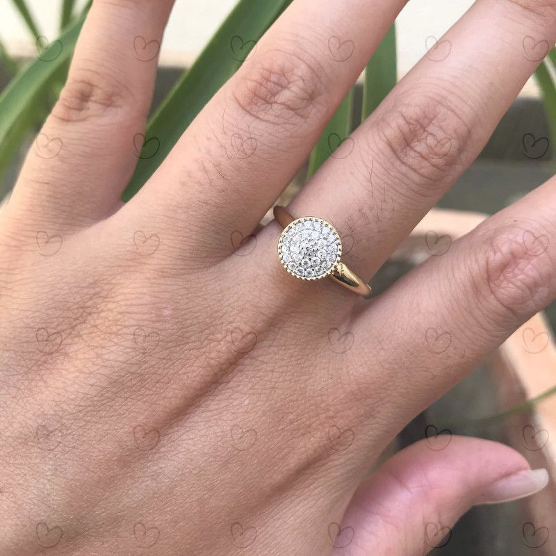 Anel Chuveiro Redondo com Pedras de Zircônia Ouro 18k
