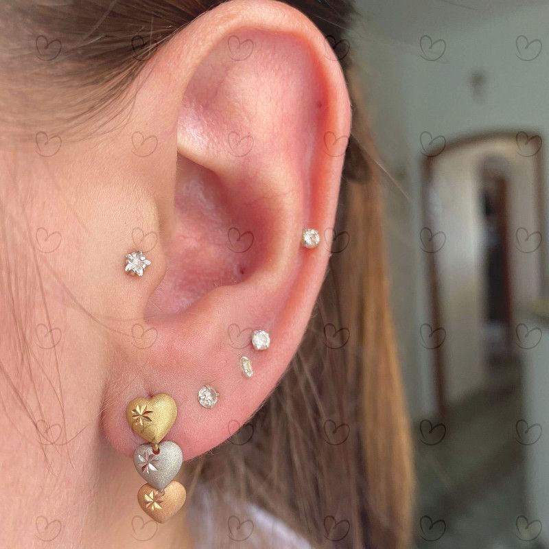 Brinco Três Corações Tricolor com Estrela Ouro 18k