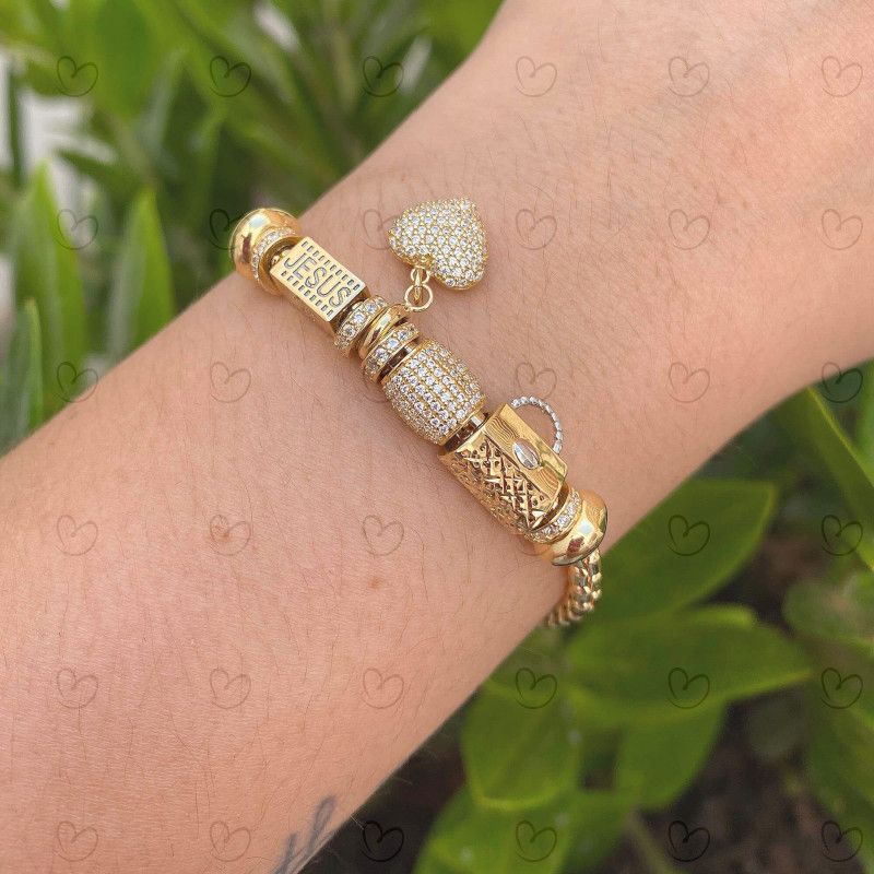 Pulseira Milano Moment Jesus Ouro 18k