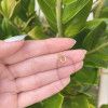 Pingente Letra O Pequena Ouro 18k